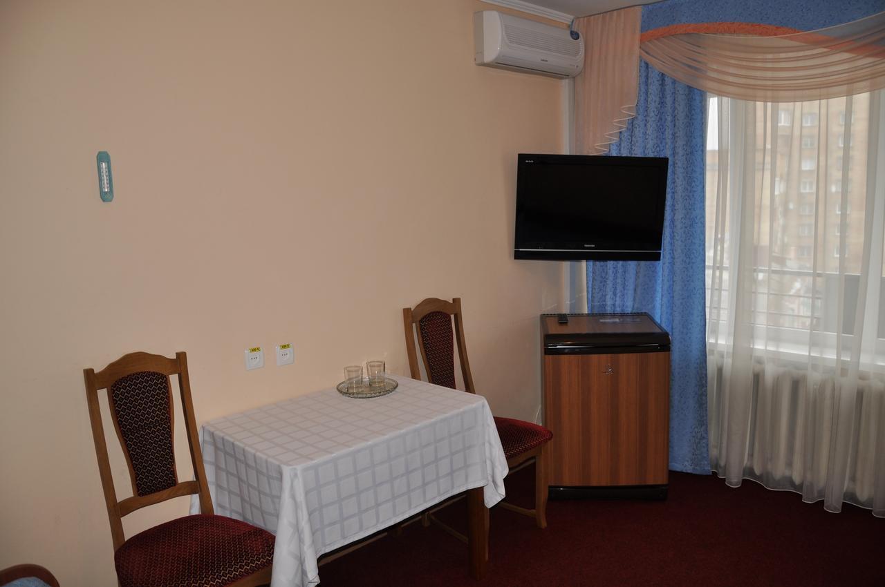 Hotel Cooperator Kiew Zimmer foto